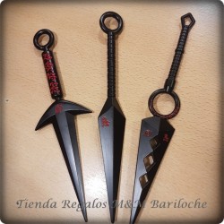 Naruto Kunai Arma Metal Punta Doble Blister 22 CM