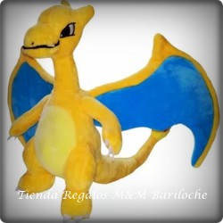 Pokemon Charizard (Amarillo)